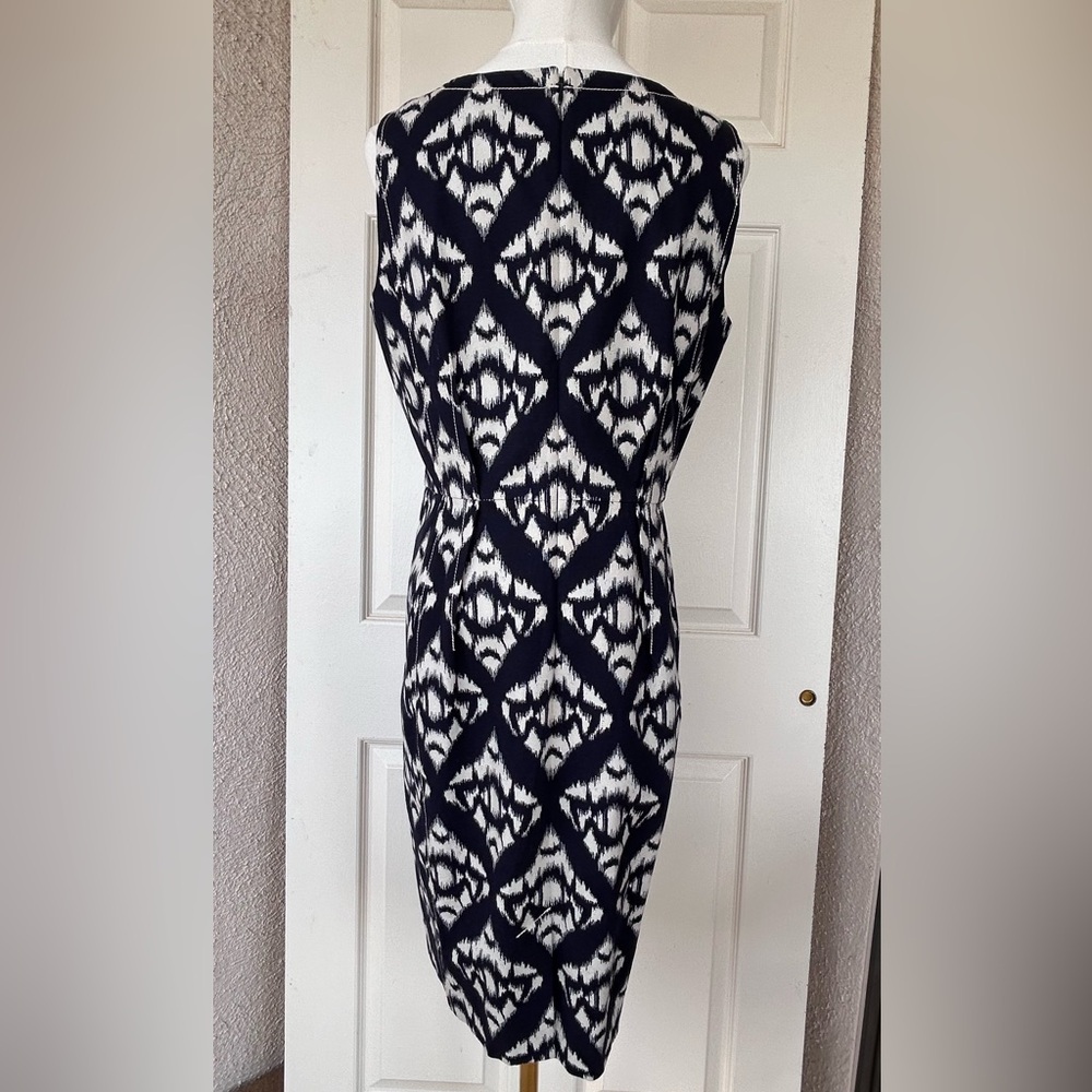 Talbots Women’s Ikat Stretch Dress Sleeveless Size 10 - Picture 4 of 12